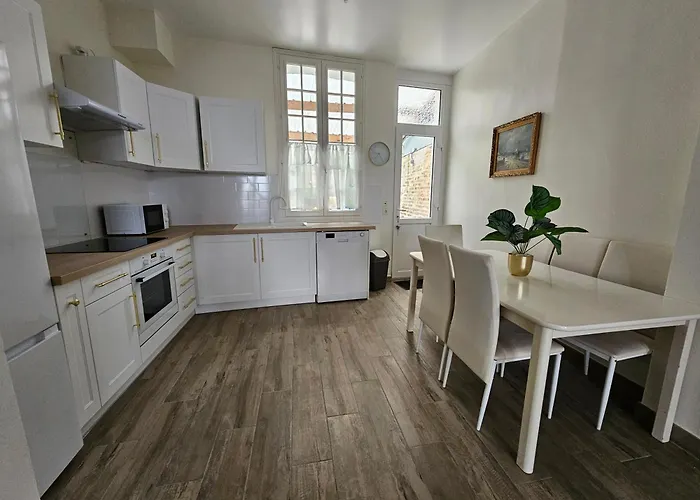 Des Souvenirs Holiday home *